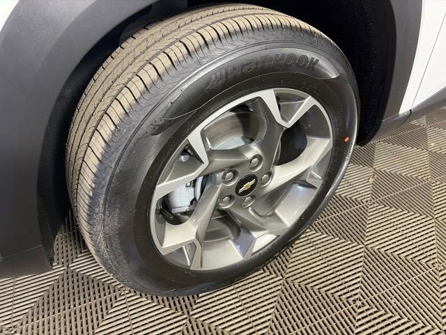2026 Chevrolet Trax LT - Photo 8