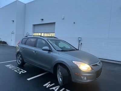 2010 Hyundai Elantra Touring SE