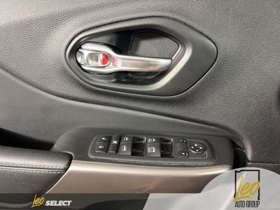 2022 Jeep Cherokee Latitude Lux 4x4