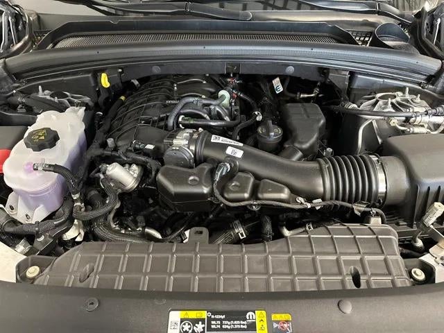 2023 Jeep Grand Cherokee Laredo 4x2
