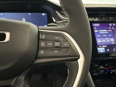 2023 Jeep Grand Cherokee Laredo 4x2