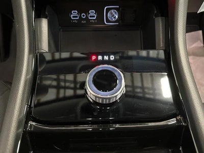 2023 Jeep Grand Cherokee Laredo 4x2