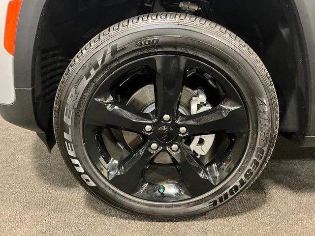 2023 Jeep Grand Cherokee Altitude 4x2