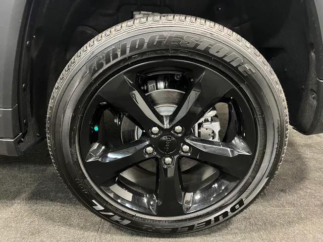 2023 Jeep Grand Cherokee Altitude 4x2