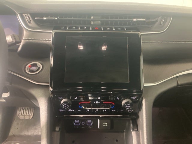 2024 Jeep Grand Cherokee L Laredo X 4x4