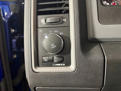 2017 RAM 1500 Express Quad Cab 4x4 6'4' Box