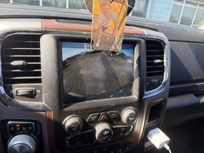 2018 RAM 1500 Laramie Crew Cab 4x4 6'4' Box