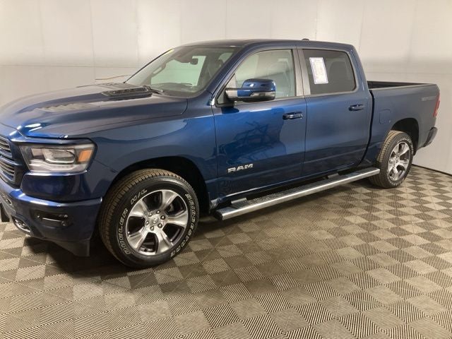 2023 RAM 1500 Laramie Crew Cab 4x4 5'7' Box