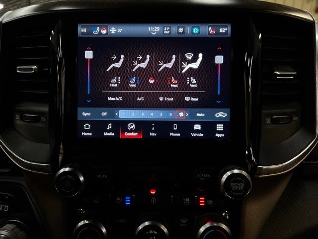 2022 RAM 1500 Laramie Crew Cab 4x4 5'7' Box