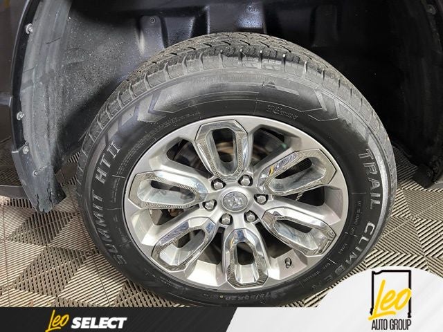 2023 RAM 1500 Laramie Crew Cab 4x4 5'7' Box