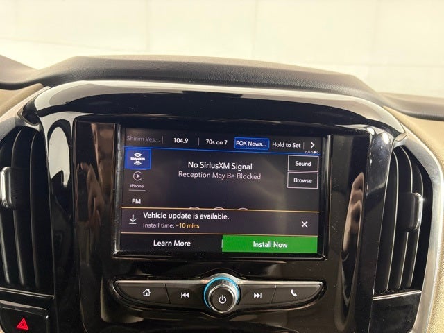 2023 Chevrolet Traverse FWD LS