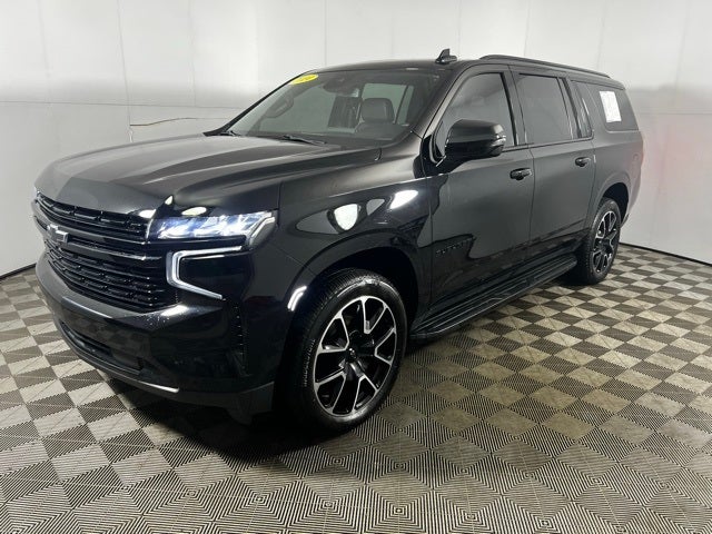 2024 Chevrolet Suburban 4WD RST