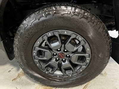 2024 Nissan Frontier Crew Cab PRO-4X 4x4