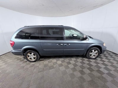 2005 Dodge Caravan SXT