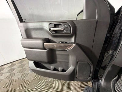 2020 Chevrolet Silverado 1500 4WD Crew Cab Short Bed LTZ