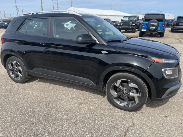 2021 Hyundai Venue SEL