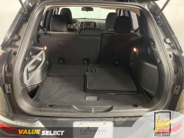 2016 Jeep Cherokee Sport