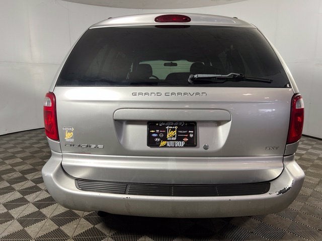 2005 Dodge Grand Caravan SXT