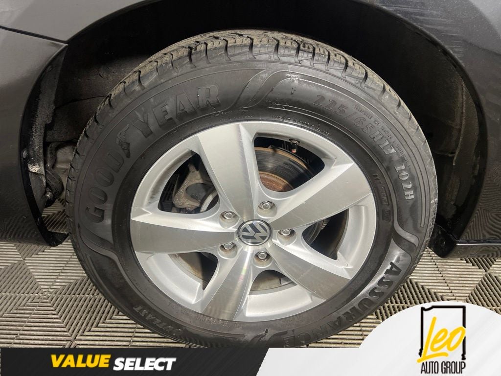 2010 Volkswagen Routan SEL