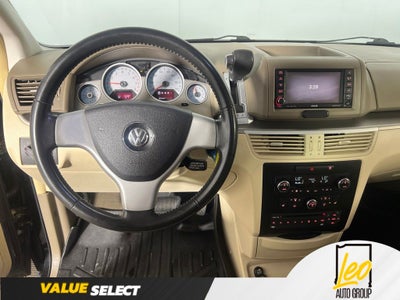 2010 Volkswagen Routan SEL