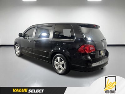 2010 Volkswagen Routan SEL