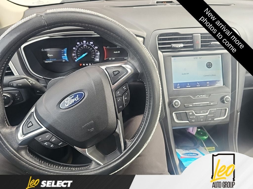 2020 Ford Fusion SE