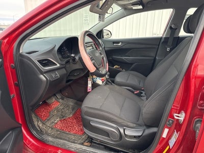 2020 Hyundai Accent SE