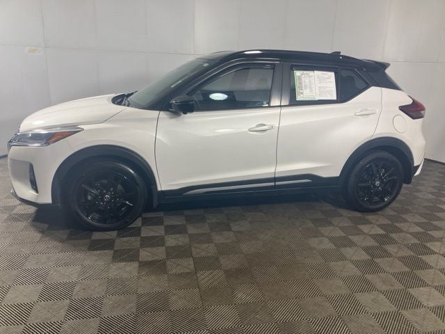 2021 Nissan Kicks SR