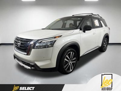 2025 Nissan Pathfinder Platinum