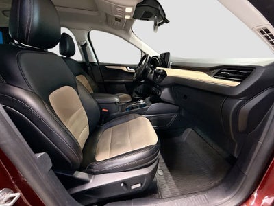 2021 Ford Escape Titanium