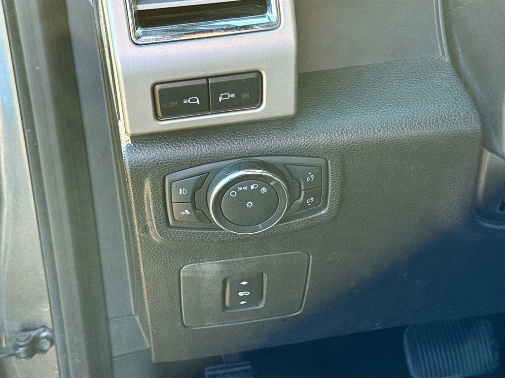 2015 Ford F-150 XLT w/HD Payload Pkg