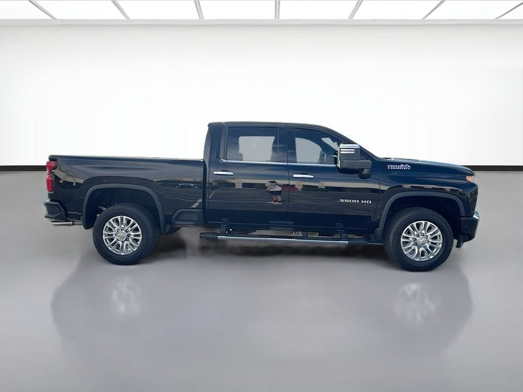 2022 Chevrolet Silverado 3500 HD High Country
