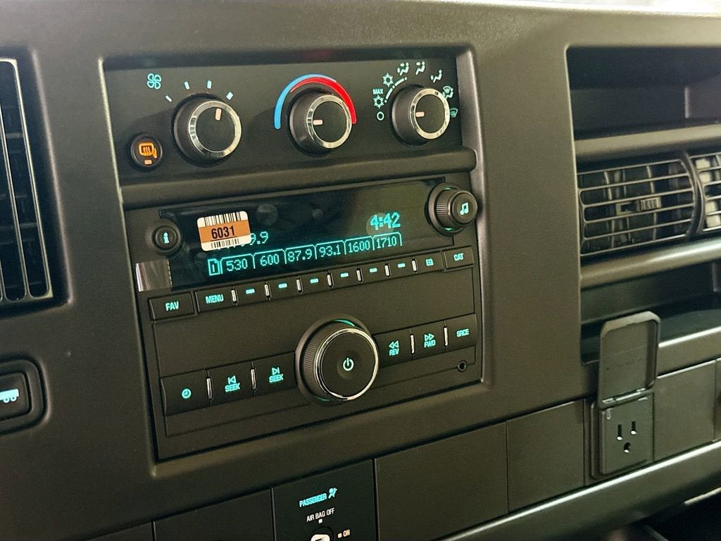 2026 Chevrolet Express Cargo WT