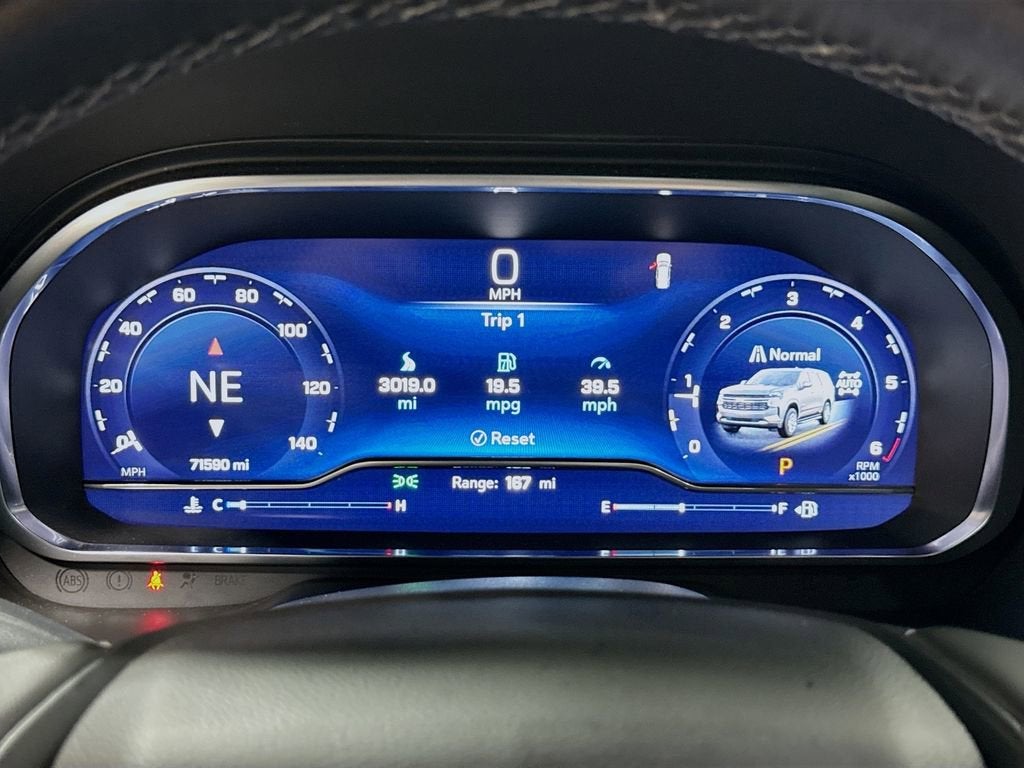 2024 Chevrolet Suburban LT