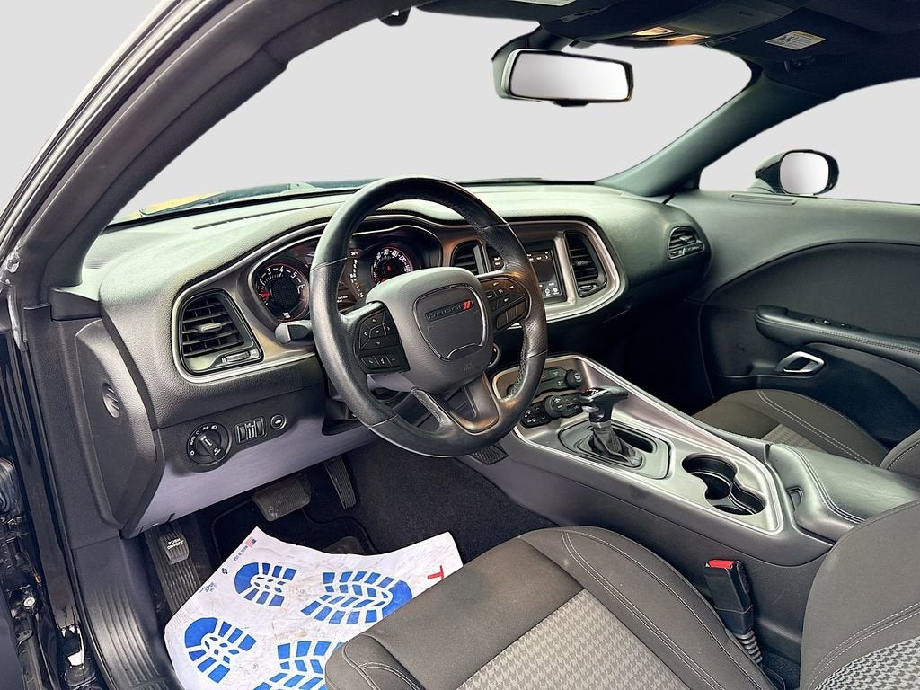 2020 Dodge Challenger SXT