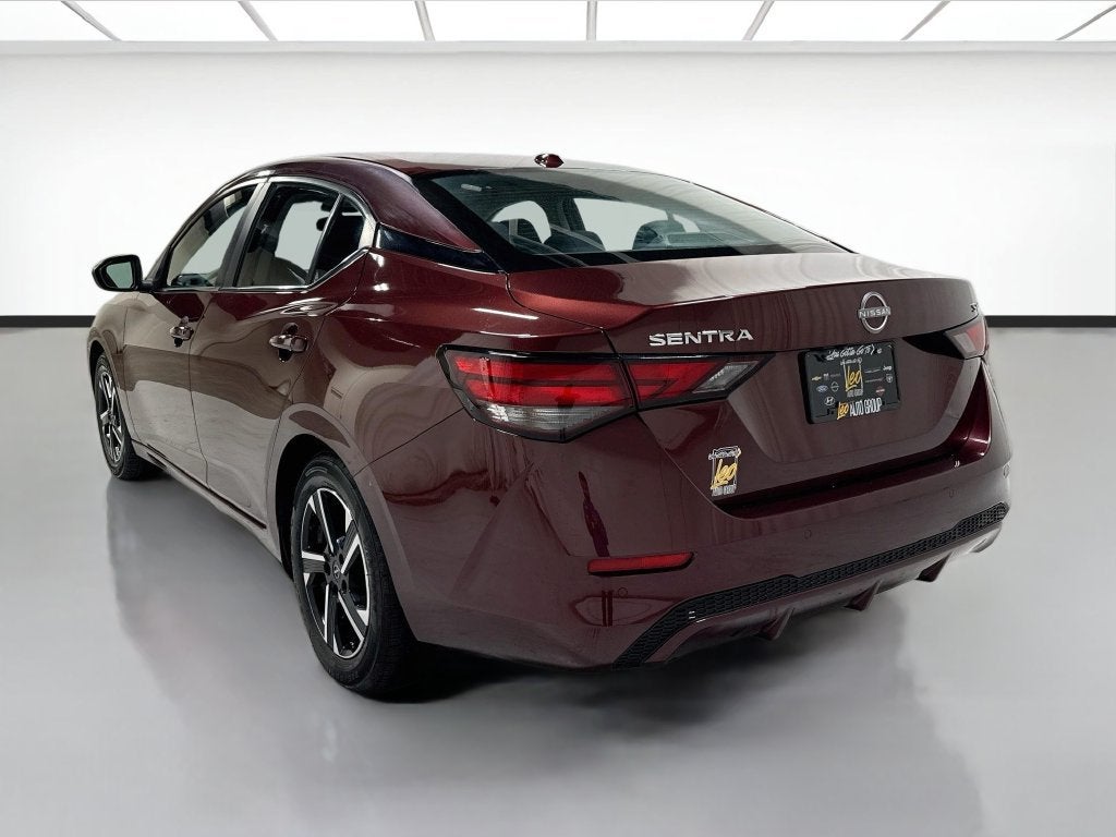 2024 Nissan Sentra SV Xtronic CVT
