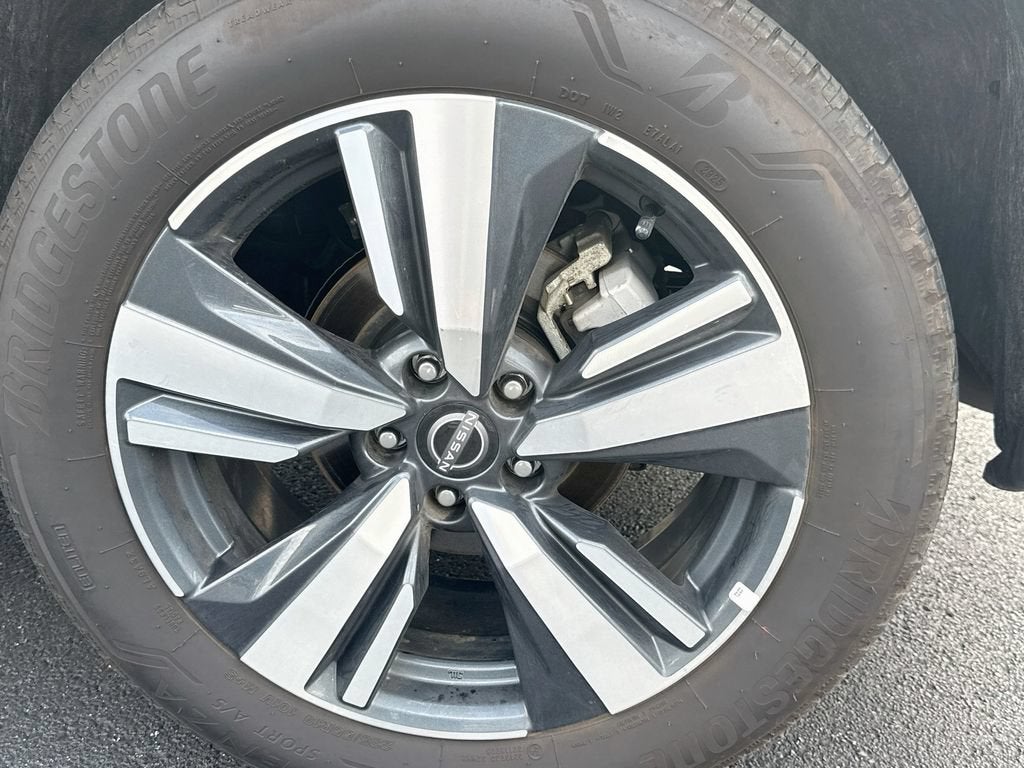 2026 Nissan Rogue SL