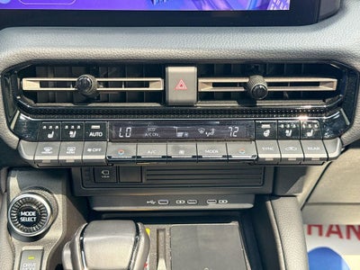 2024 Toyota Land Cruiser 4WD (Natl)