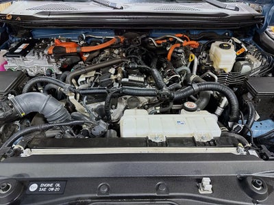 2024 Toyota Land Cruiser 4WD (Natl)