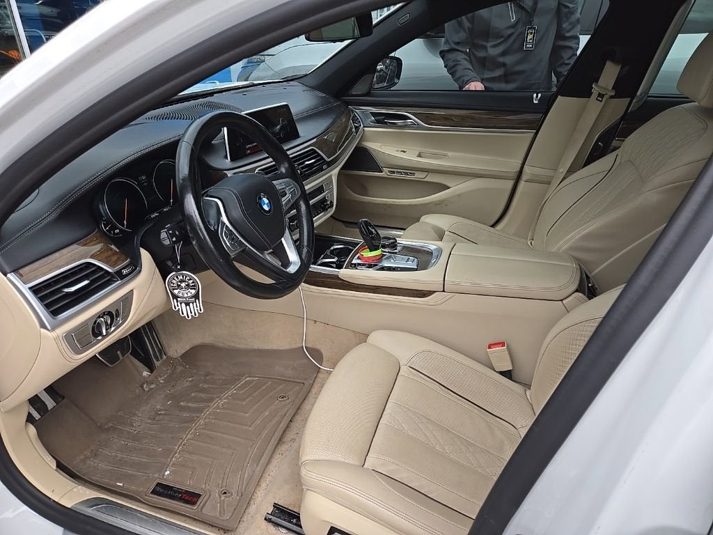 2018 BMW 7 Series 740i xDrive