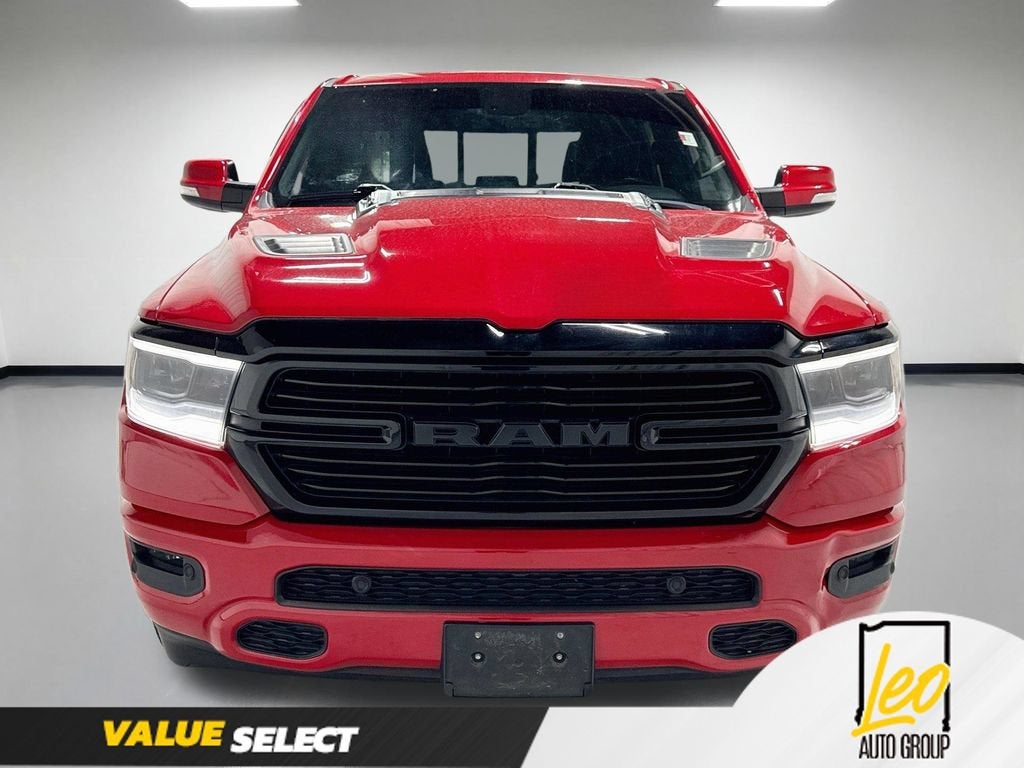 2020 RAM 1500 Laramie Crew Cab 4x4 5'7" Box