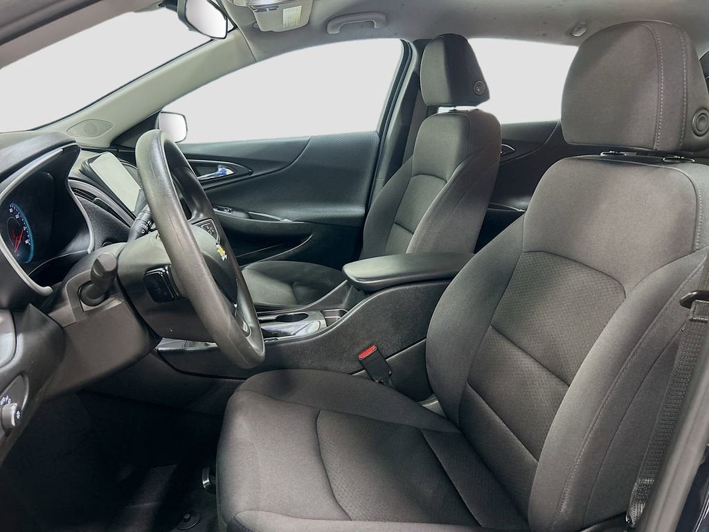 2022 Chevrolet Malibu LS