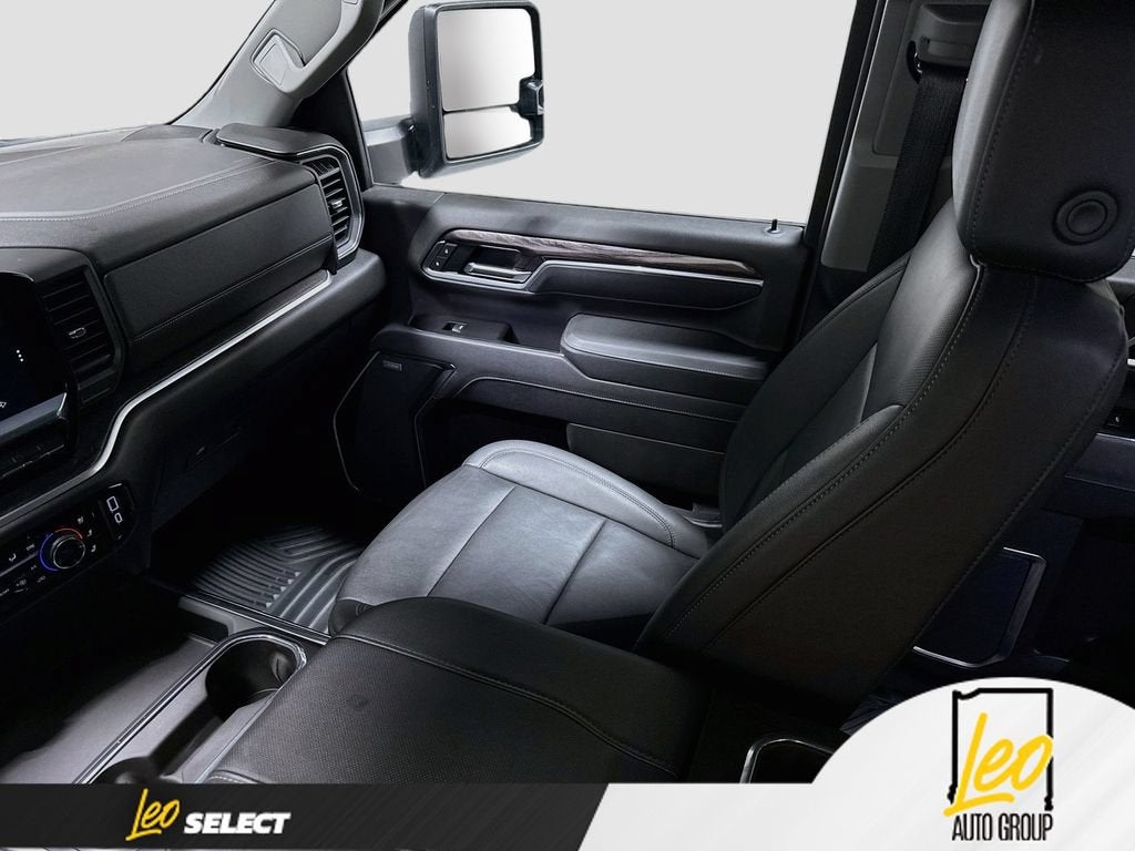 2025 Chevrolet Silverado 3500 HD LTZ