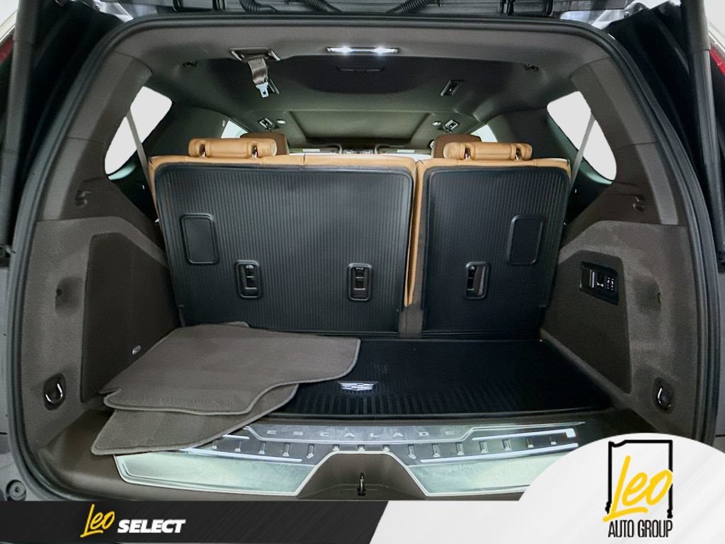 2023 Cadillac Escalade Sport