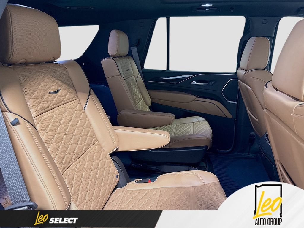 2023 Cadillac Escalade Sport