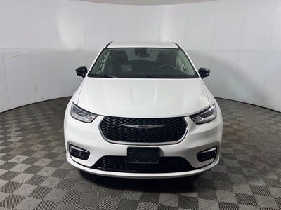 2024 Chrysler Pacifica Touring L AWD