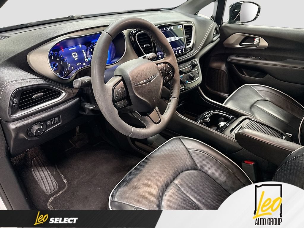 2023 Chrysler Pacifica Limited AWD