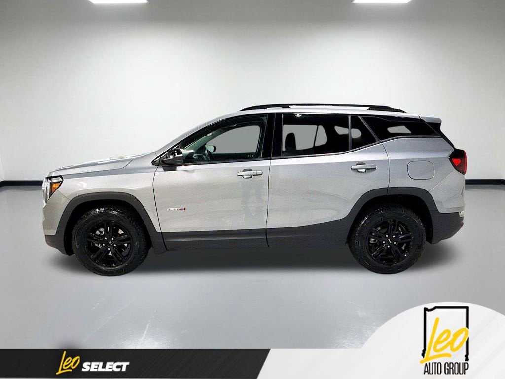 2023 GMC Terrain AT4