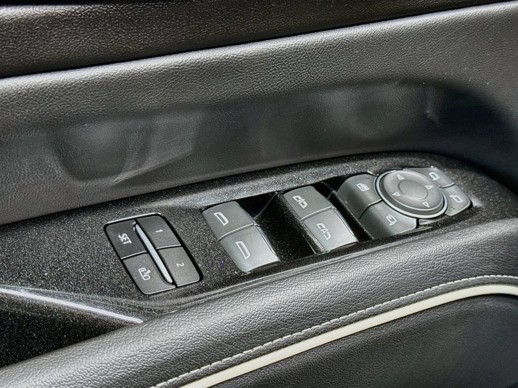 2023 Cadillac Escalade 4WD Sport