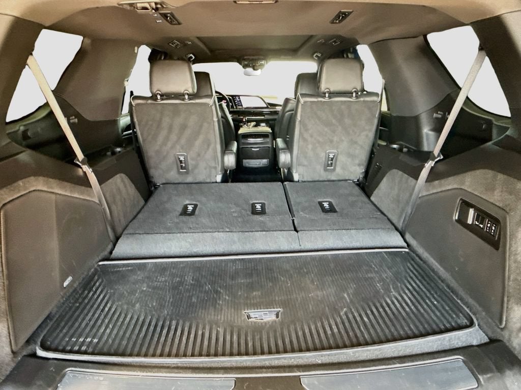 2023 Cadillac Escalade 4WD Sport